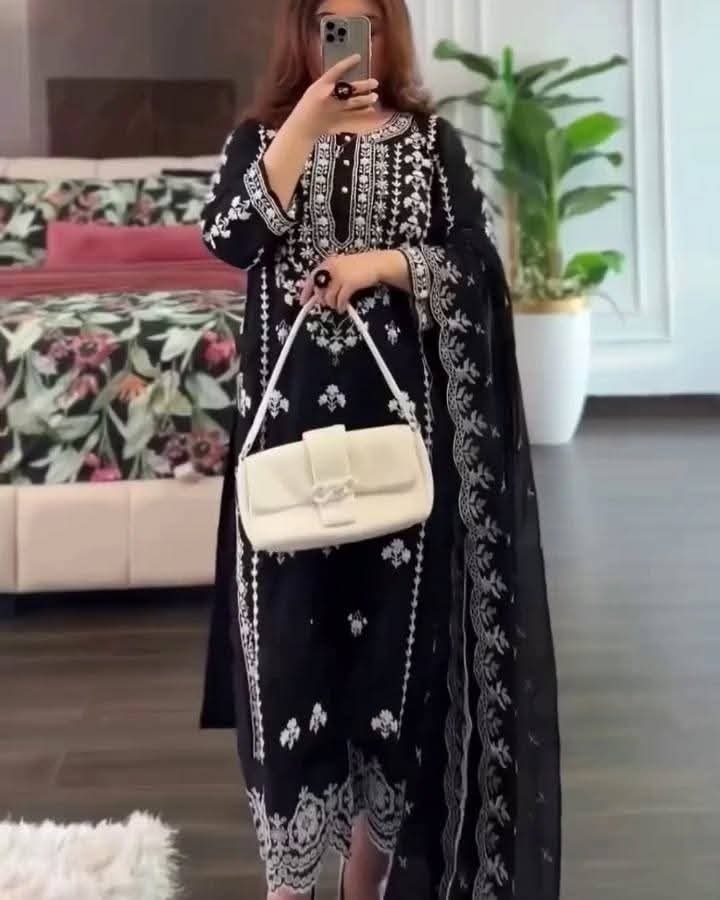 Embroidered three piece set Bangladesh - Image 3